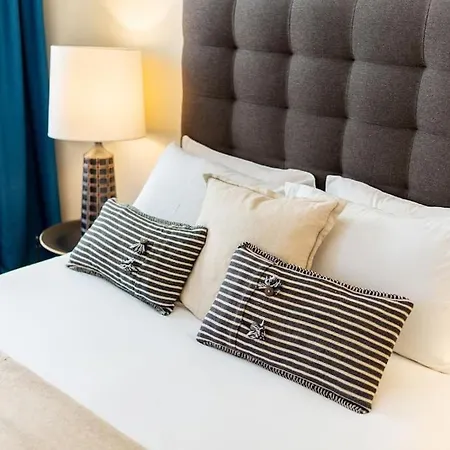 Almada Style Apartment